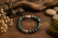 Bracelet énergies - perles vertes et pierres colorées